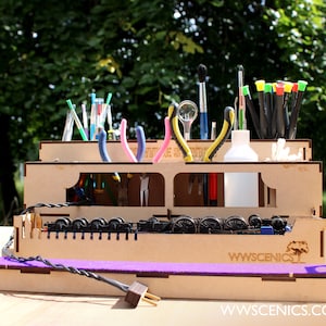 Stacja obsługi modeli pociągów: przenośne czyszczenie i przechowywanie taboru kolejowego