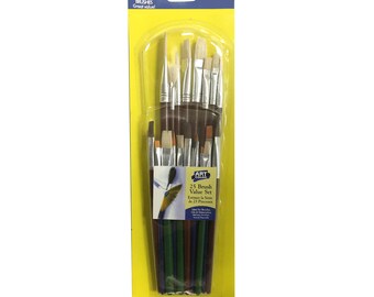 Op de afbeelding: Een set van 25 penselen verpakt op een felgele kartonnen achterkant. De penselen hebben bruine houten handvatten en verschillende borstelvormen, waaronder ronde en platte punten. De verpakking toont de tekst 25 BRUSHES en ART COLOR 25 Brush Value Set.