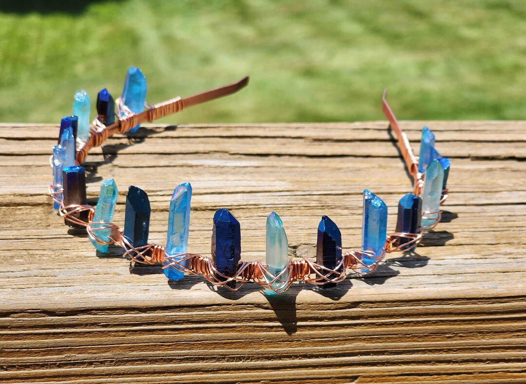 Blue Aura Quartz Crystal Crown - Etsy display picture 3