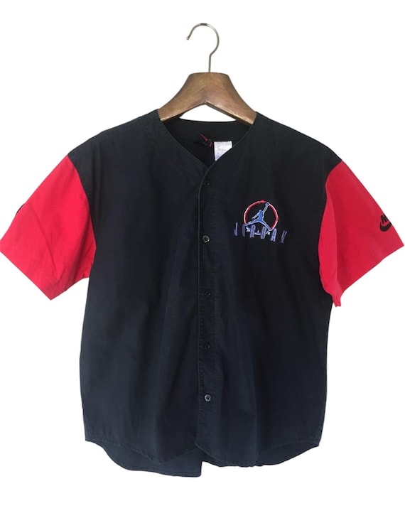 Vintage Rare Nike Air Michael Jordan Baseball Button up Vintage Rare Nike Air Michael Jordan Baseball Button up