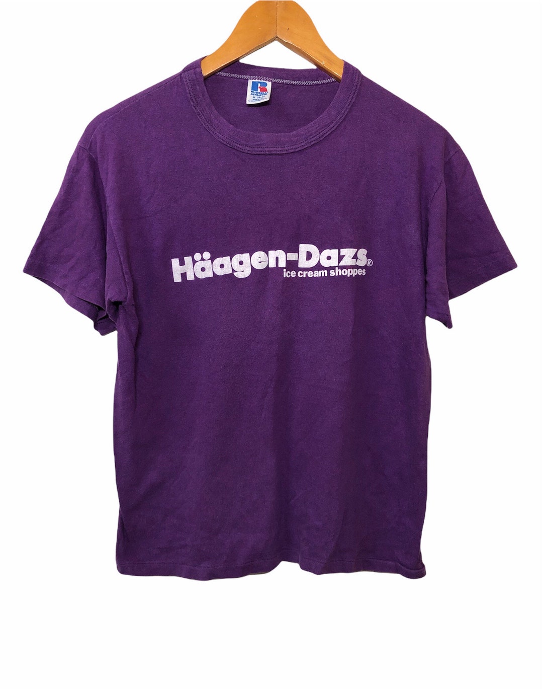 Haagen Dazs Ice cream shirt（USED） - daterightstuff.com