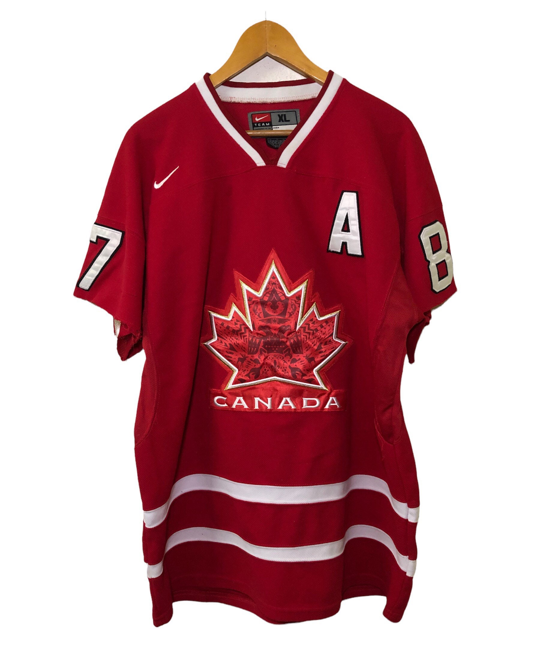 NWT Nike Bauer Team Canada Hockey Jersey 2010 Olympic Size XL Michael  Richards