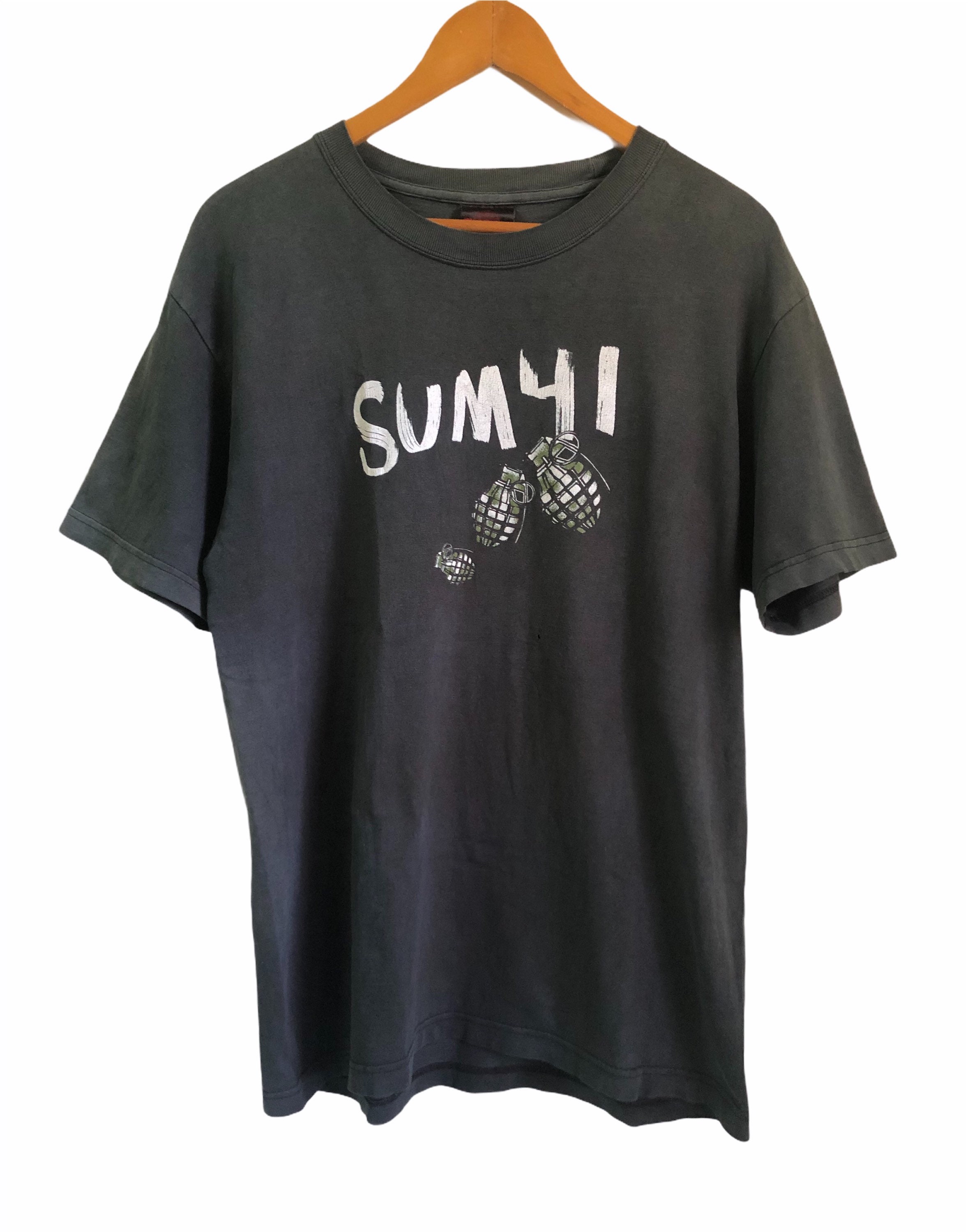 Sum 41 Tour 2023 T-Shirt Sweatshirt 90S Vintage Book Art Pieces Chuck Album  Graphic Tee Hoodie - AnniversaryTrending