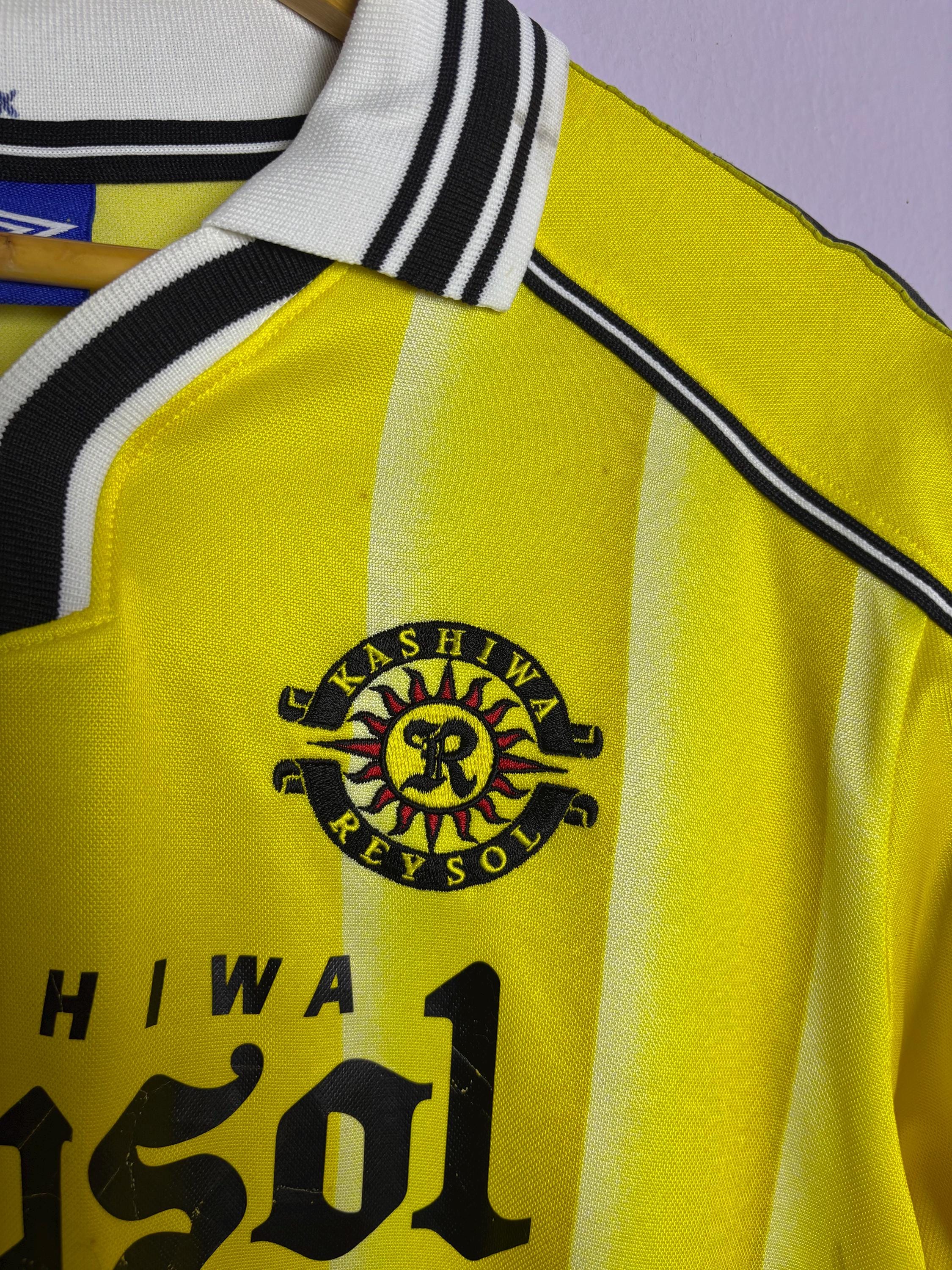 Vintage Kashiwa Reysol Umbro Home J League Football Soccer Jersey