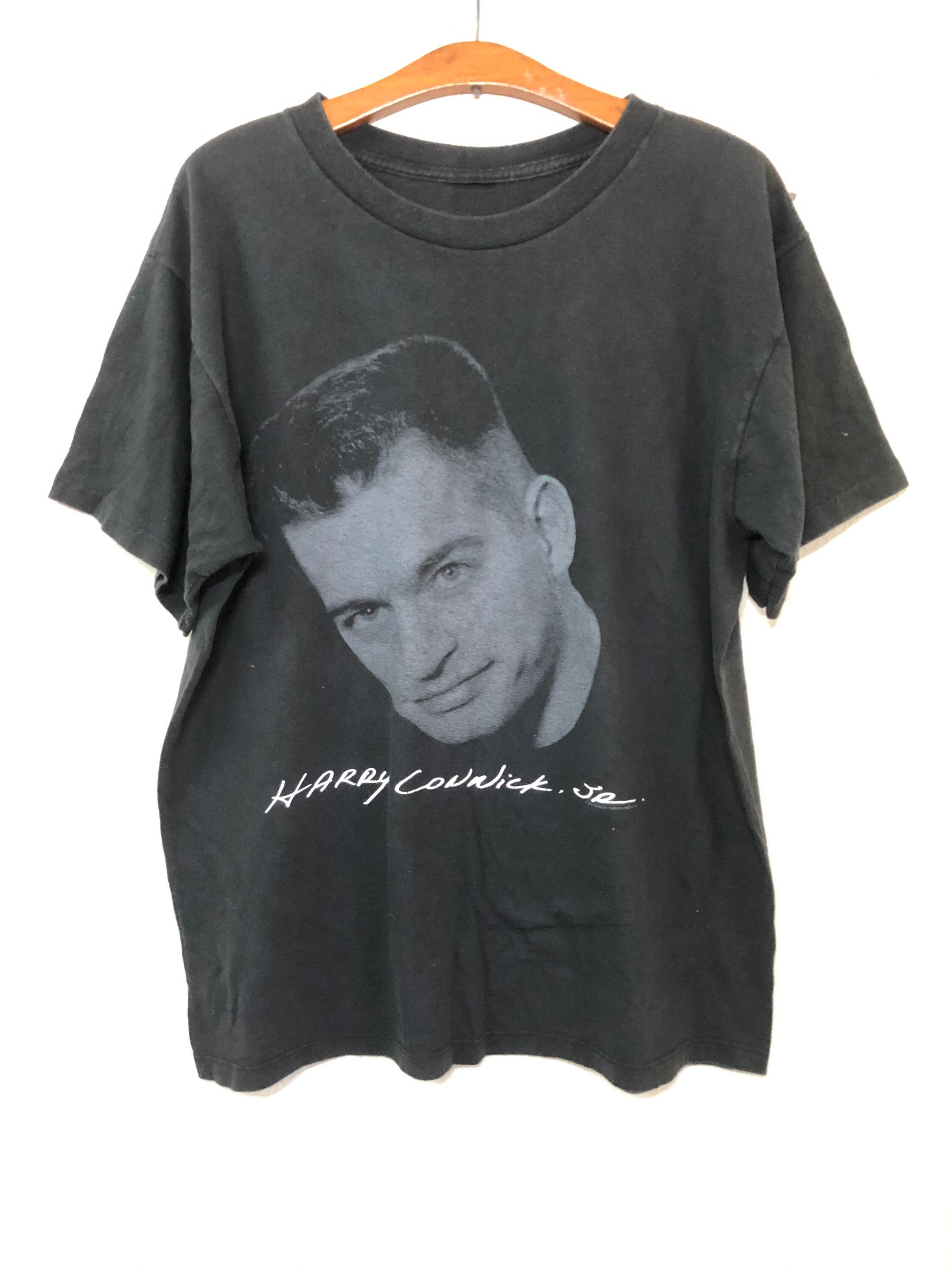 トップス Vintage 1995 Harry Connick Jr. Tshirt Vintage Harry Connick Jr Single Stitch Brockum T Shirt L Red