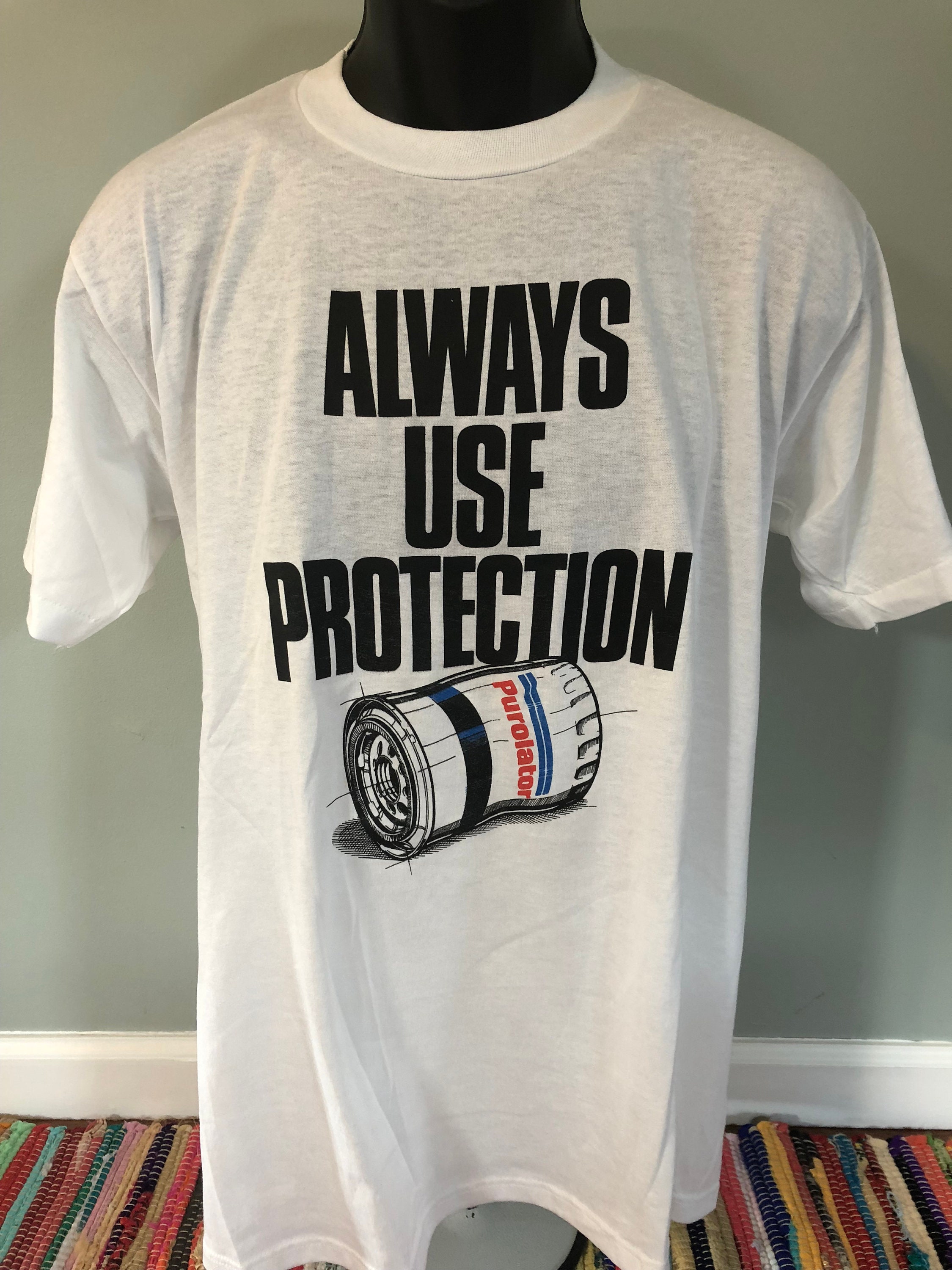 80 s toujours utiliser Protection Swingster chemise Vintage Tee Purolator huile Muscle Car Nascar essence formule course Indy 500 Chevrolet Mustang Dodge XL 80 s toujours utiliser Protection Swingster chemise chemise chemise Vintage Tee Purolator huile Muscle Car Nascar essence formule course Indy 500 Chevrolet Mustang Dodge XL 0ac694