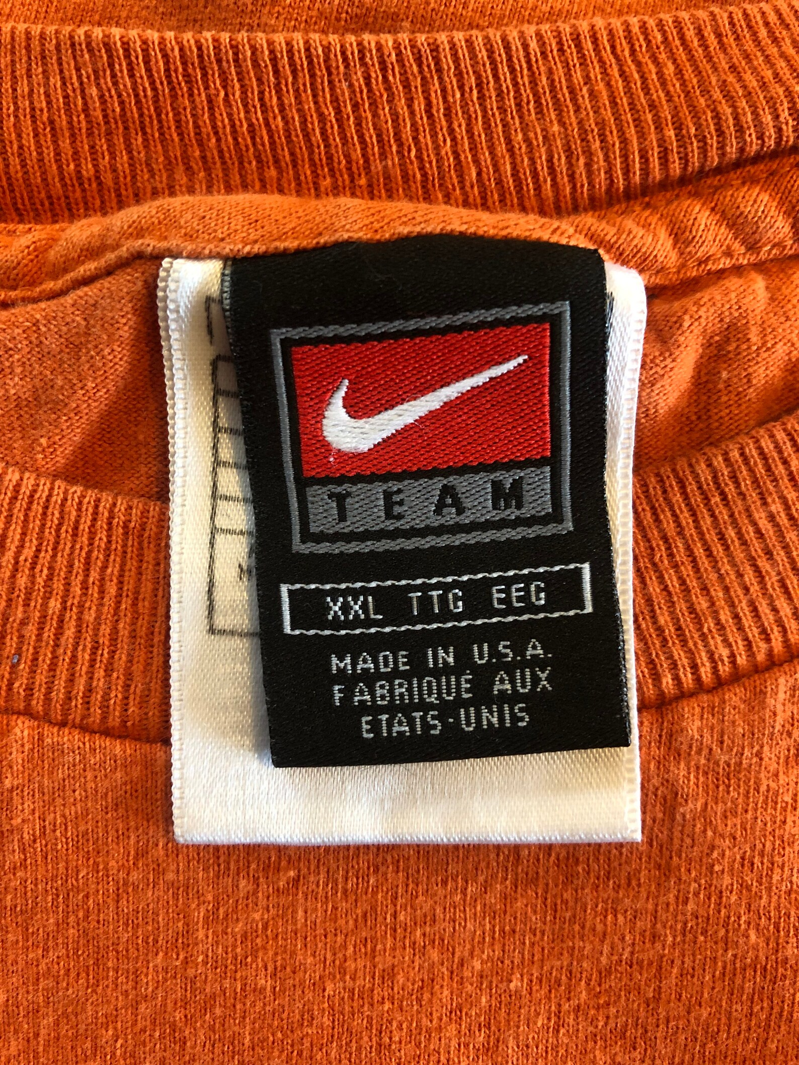 swoosh hoop tee