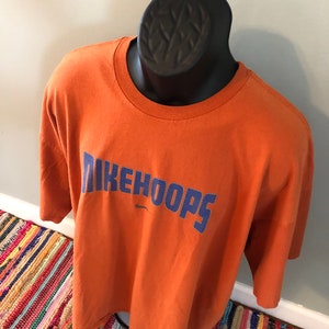 swoosh hoop tee