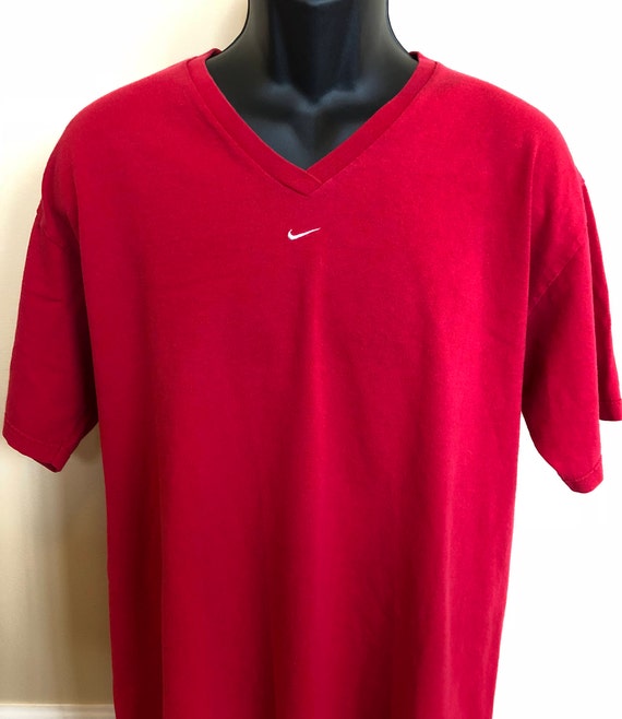 nike tee red