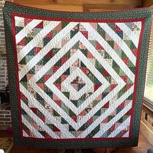Only One - Christmas Patchwork Throw Quilt / Ready to Ship / Red, Green and White Holiday Quilt / Gift for Mom / Winter Holiday Bedding
