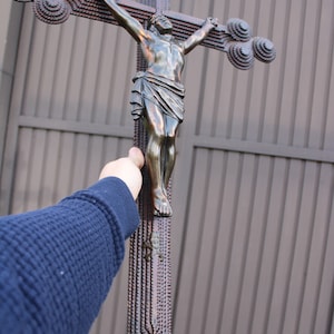 Xl 31,4&quot; antique flemish tramp art wood carved crucifix religious