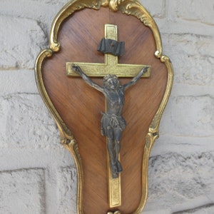 Antique wood brass wall plaque crucifix religious christ