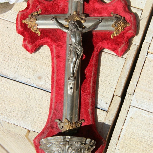 Antique french religious crucifix cross christ shops red velvet