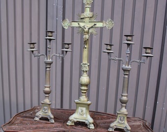 Antike Bronze Altar Kirche Kerzenhalter Kruzifix Set religiöse selten