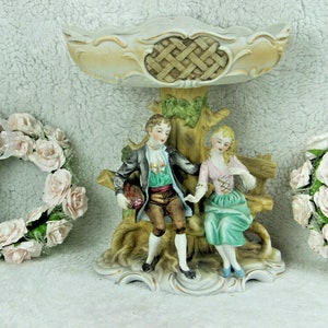 Capodimonte porcelain centerpiece bowl coupe boy girl group
