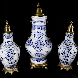Holland Delft Blau Weiß Keramik Vögel Blumenvasen Urnen Kaminsims Set 1950er Jahre