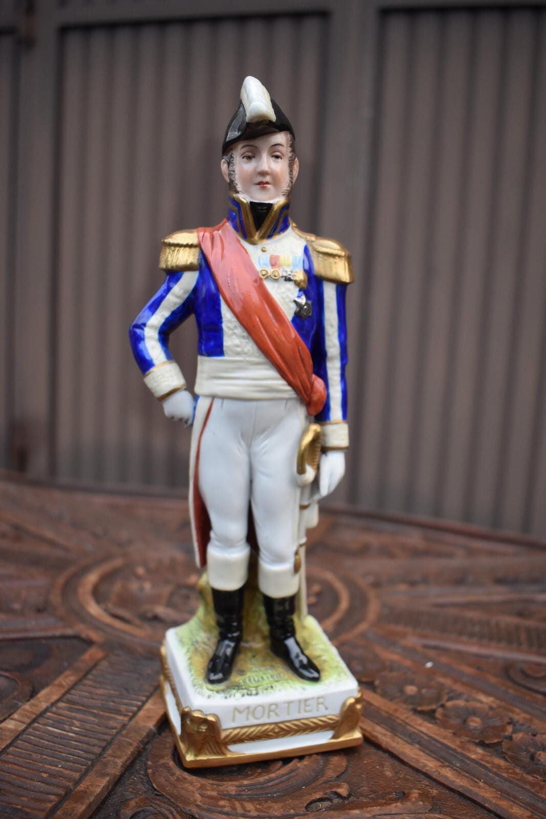 ヴィンテージドイツのシャイベ・アルスバッハマーク入り磁器置物