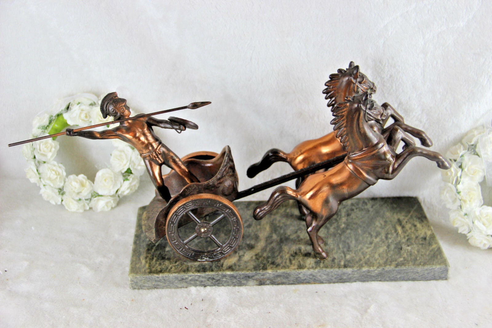 Chariot Vintage Roman Chariot Soldier Gladiator Horse Resin Figurine Statue 