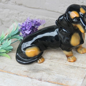 Vintage italian ceramic porcelain dachshund teckel figurine animal dog