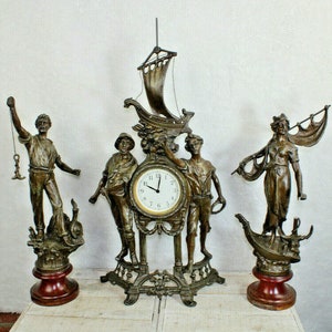Vintage 1970 french zinc spelter mantel clock set statue figurine