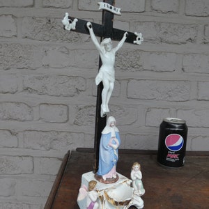 Antique 19thc vieux old paris porcelain holy water font crucifix angels