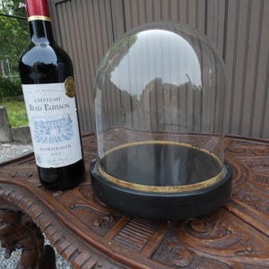 Antike französische kleine runde Glaskuppel Glas Uhr Statue