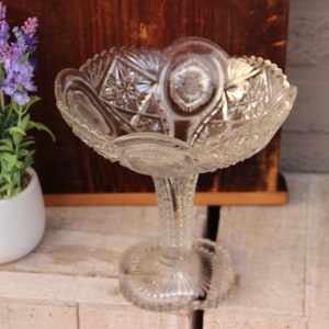 French vintage crystal glass clear cut centerpiece fruit bowl