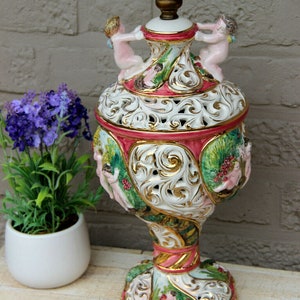 Florero vintage italiano capodimonte porcelana putti angels 1960