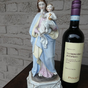 Antiek bisque porselein vieux andenne zachte pastel madonna kindstandbeeld religiou