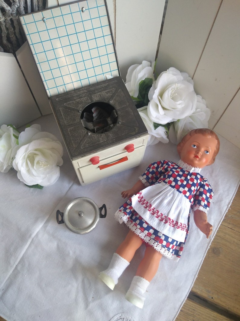 Antique schildkrot doll with kitchen stove german vintage image 6