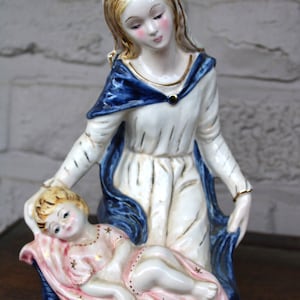 Vintage 70s italian porcelain faience madonna with child