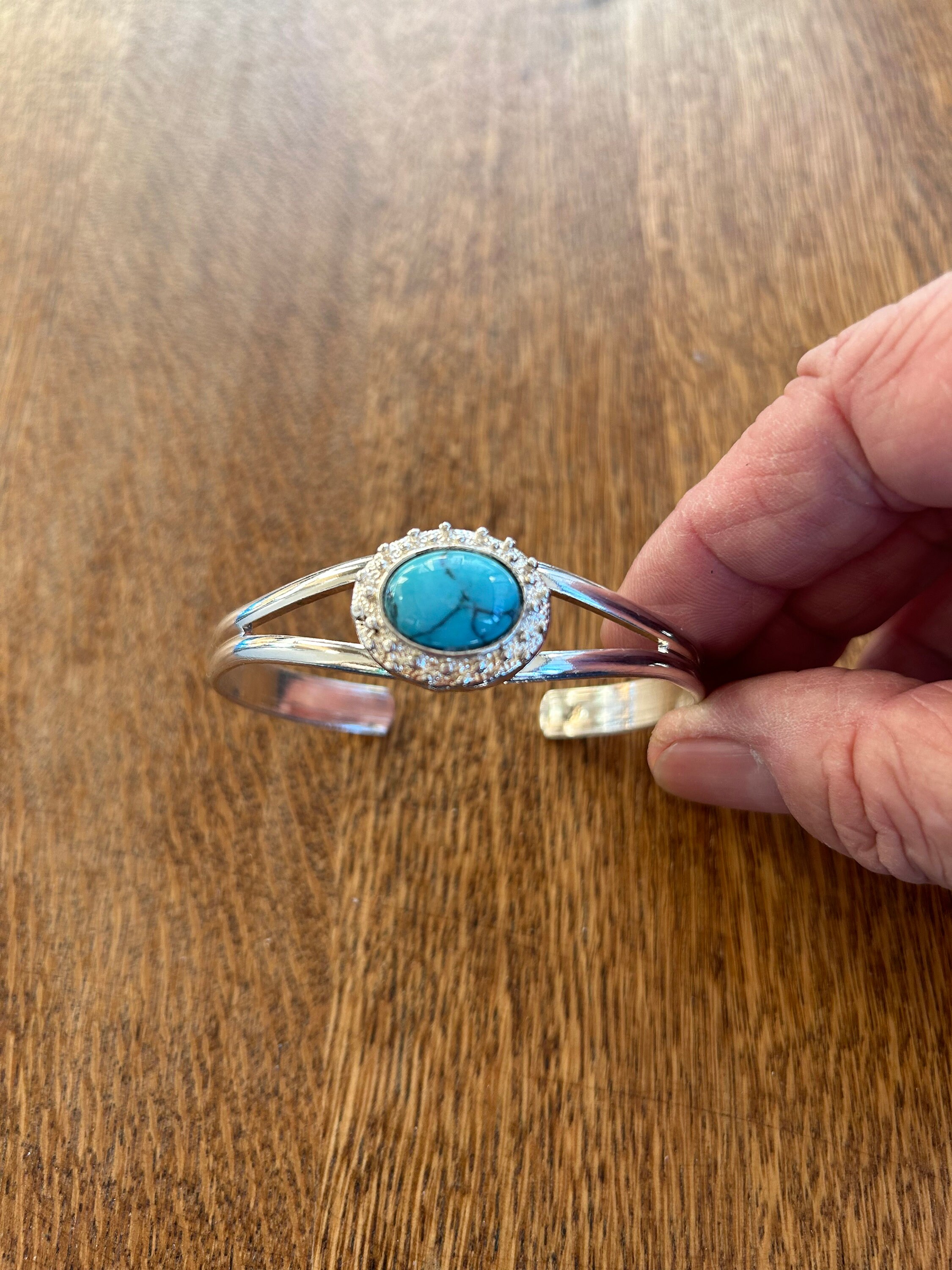 キャピタル　バングル　ブルー Sterling Silver and Turquoise Cuff Bracelet 7” - Etsy