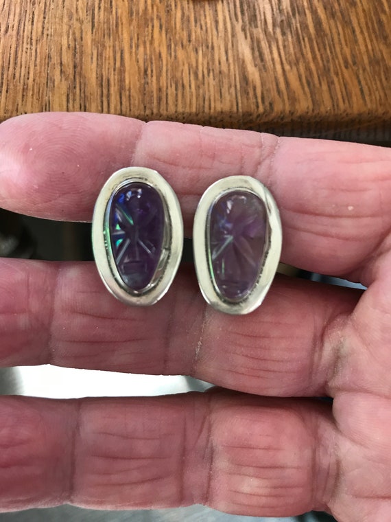 Sterling Silver and Carved Amethyst Screw-back Ear