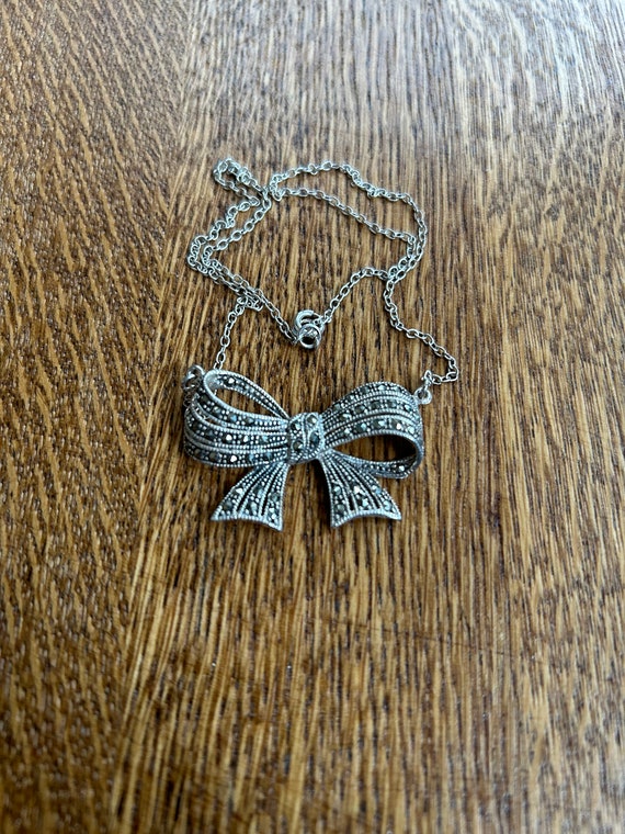 Sterling Silver and Marcasite Bow Pendant Y Neckla