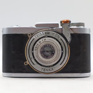 Zeiss Ikon Tenax I 1938 WWII Era film Camera 24 x 24 mm Very Rare Working Condition