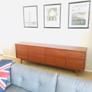 96 TV Console/ Credenza / Buffet Mid-Century Style in Mahogany image 4