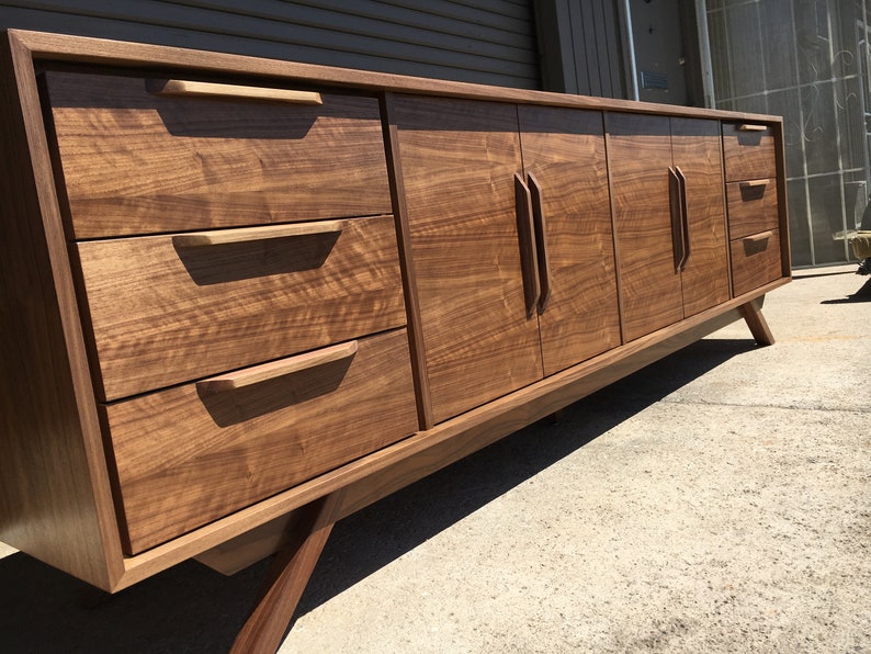 96 Mid Century Custom Sideboard/ Credenza 4 Doors, 6 Drawers Customize to Your Unique Style Bild 3