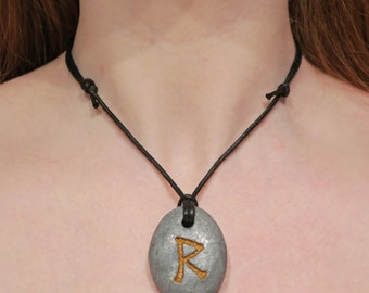 Necklace with pendant: Raidho (Icelandic runes, magical staves, Ásatrú, vikings, amulet)
