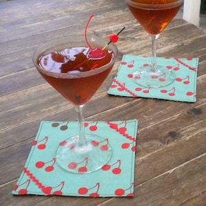 Cherry Reversible Cloth Cocktail or Dessert Napkins with Rickrack Trim, Set of 4