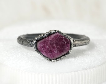 Raw Ruby Engagement Ring Genuine Ruby Crystal Ring Rustic Ruby Ring Rough Ruby Engagement Ring Raspberry Colour Ring