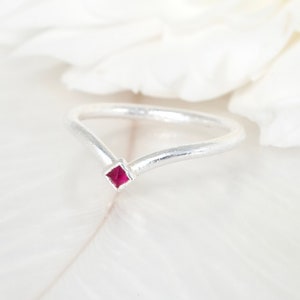 Natural Ruby Ring Square Ruby Wave Ring Hot Pink Crystal Ring Ruby Engagement Ring Ruby Wave Ring Pink Wedding Band Natural Ruby Jewellery