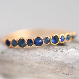 Sapphire Pebble Ring Pure Silver Sapphire Ring Wedding Band Natural Sapphire Ring Blue Stone Wedding Ring September Birthstone Jewellery