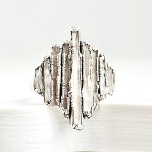 Anillo de escudo de kunzita rosa, plata pura 999, anillo de escudo de kunzita rosa, anillo de corona de kunzita en bruto, anillo de corona de cristal en bruto imagen 1