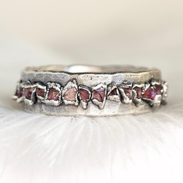 Raw Garnet Eternity Band. 999 Fine Silver 6mm Wide Rough Red Garnet Band Garnet Eternity Ring Garnet Wedding Band Stackable Garnet Ring