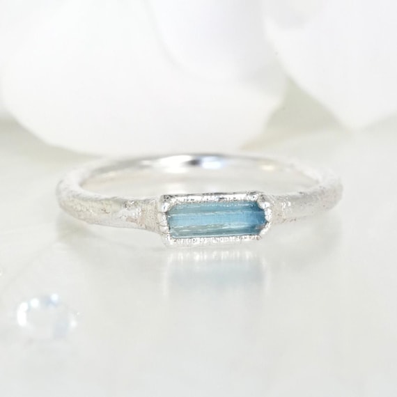 Aquamarine Crystal Ring. Raw Aquamarine Promise Ring Blue Crystal Ring Dainty Stacking Engagement Ring Electroformed 999 Pure Silver Ring