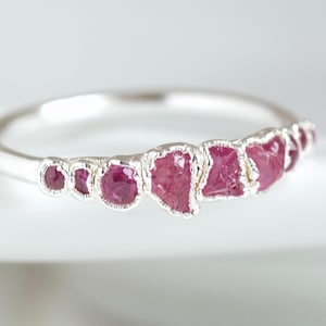 Pink Sapphire Ring. Raw Natural Sapphire Ring Pink Crystal Ring Sapphire Wedding Band Alternative Wedding Ring Coloured Stone Wedding Ring image 4