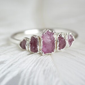 Pink Sapphire Ring. Rustic Engagement Band. Natural Pink Crystal Ring. Alternative Engagement Ring. Raw Sapphire Jewellery. Promise Ring image 2