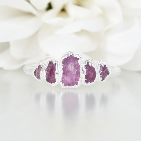Pink Sapphire Ring. Rustic Engagement Band. Natural Pink Crystal Ring. Alternative Engagement Ring. Raw Sapphire Jewellery. Promise Ring