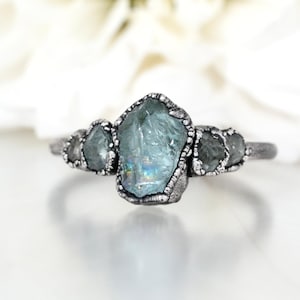 Raw Aquamarine Ring. Pure Silver Aquamarine Ring Alternative Aquamarine Engagement Ring Rustic Proposal Ring Blue Crystal Ring Promise Ring