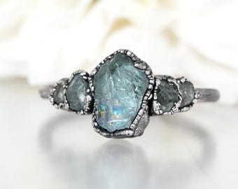 Raw Aquamarine Ring. Pure Silver Aquamarine Ring Alternative Aquamarine Engagement Ring Rustic Proposal Ring Blue Crystal Ring Promise Ring